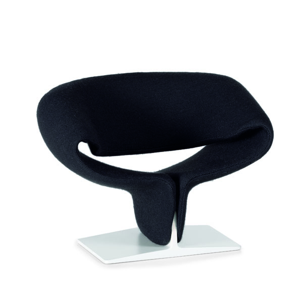 ribbon chair, pierre paulin, 1966 vitra miniatures collection
