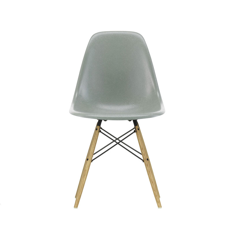 Vitra_Eames-Fiberglass-Side-Chair-DSW-05-sea-foam-green-65-ash-