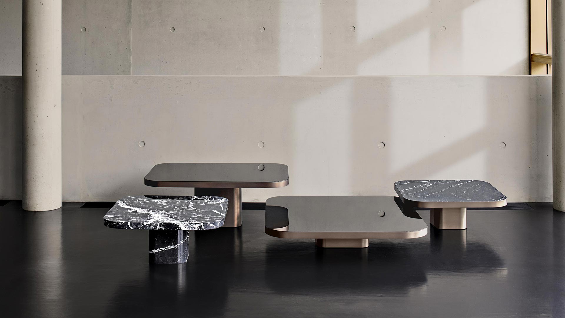 ClassiCon Bow Coffee Table 00