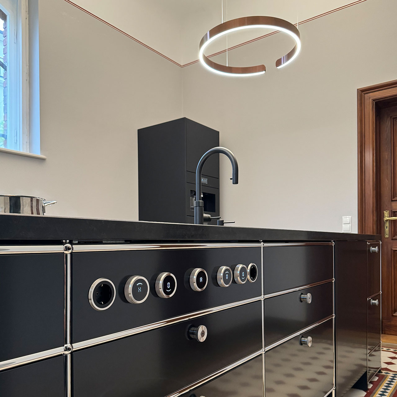 USM Haller + BORA Professional