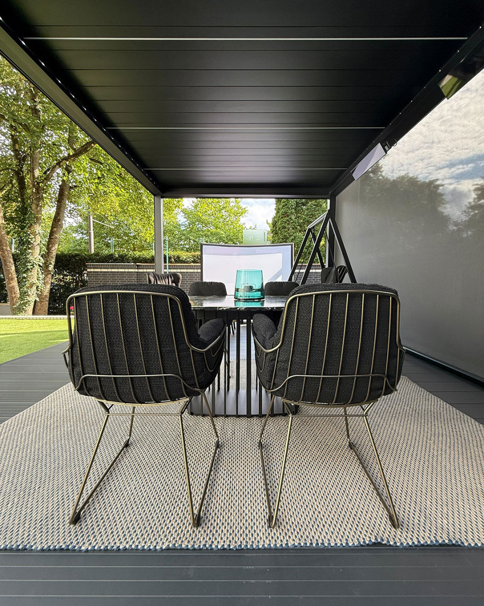 Freifrau Leyasol Armchair Low 02